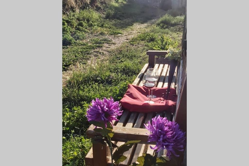 Durmiendo Como Reyes En La Rioja Cihuri Exterior foto